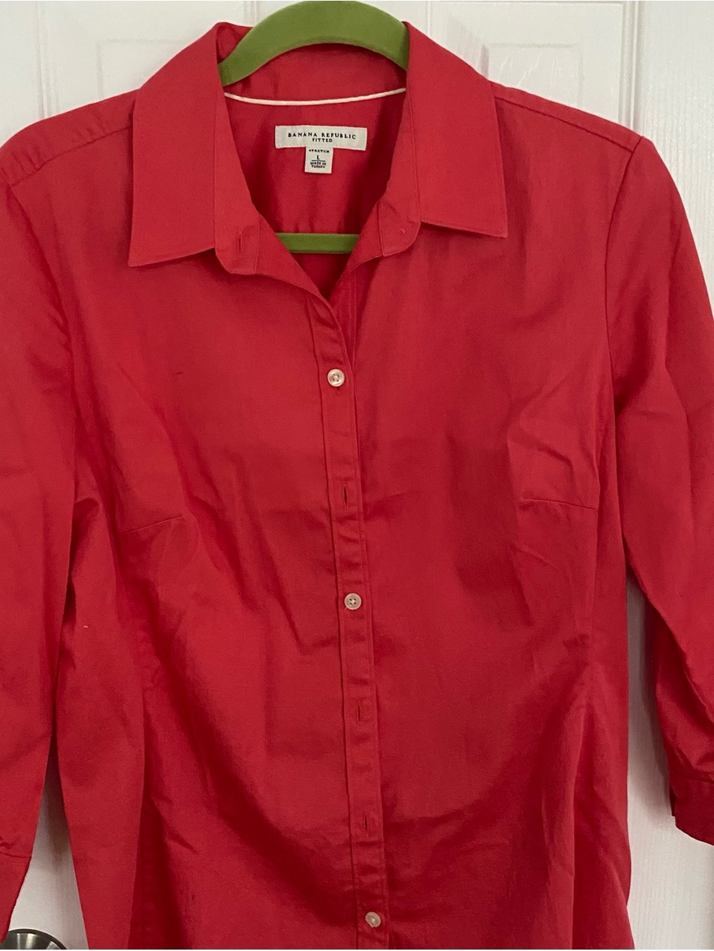 Banana Republic Red Button Shirt Large-Fitted.